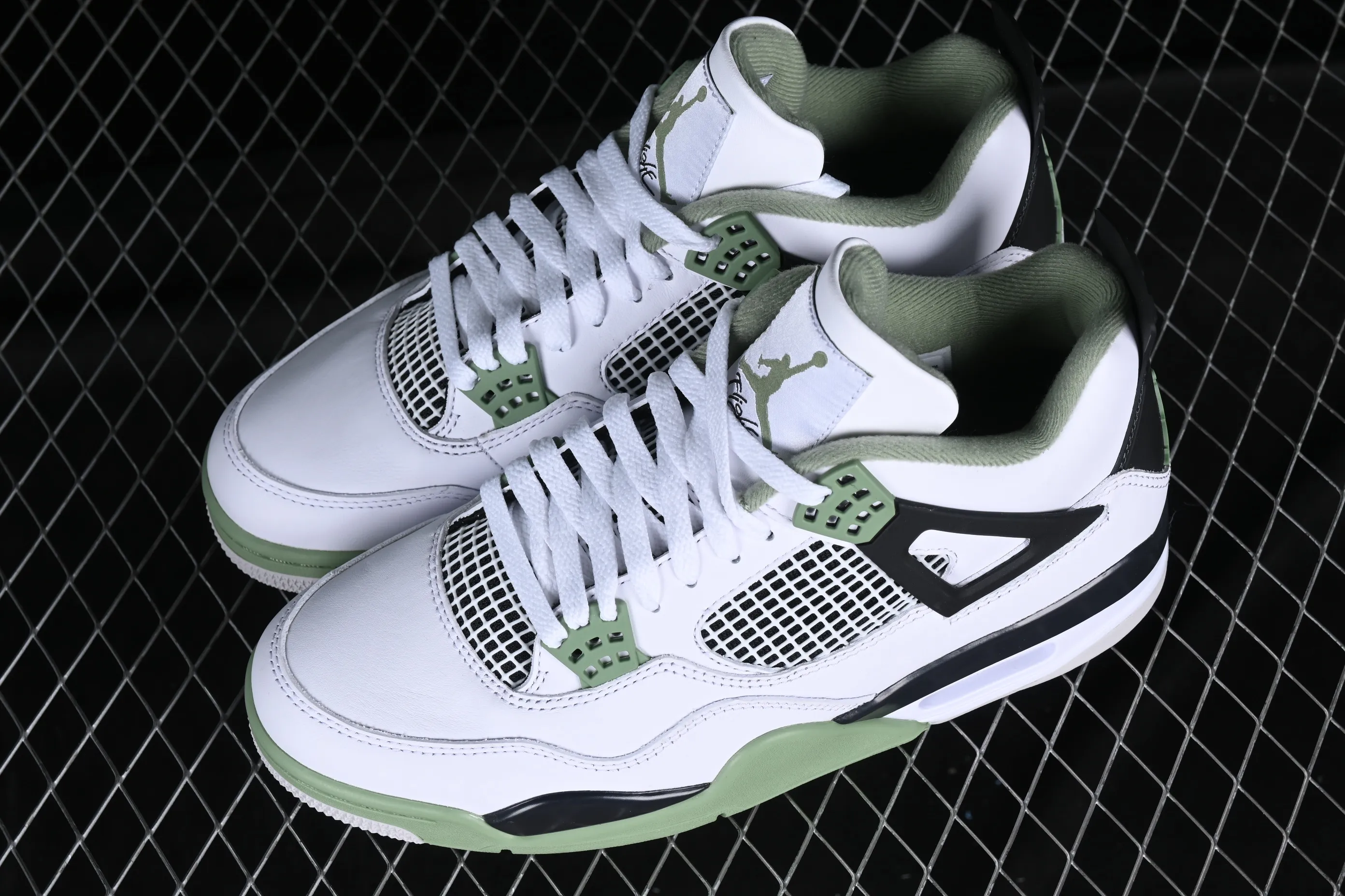 All categories Air Jordan Jordan series basketball shoes Air Jordan 4 foreign trade version Air Jordan 4 Retro "Seafoam" AJ4 Joe 4 white and green AQ9129-103